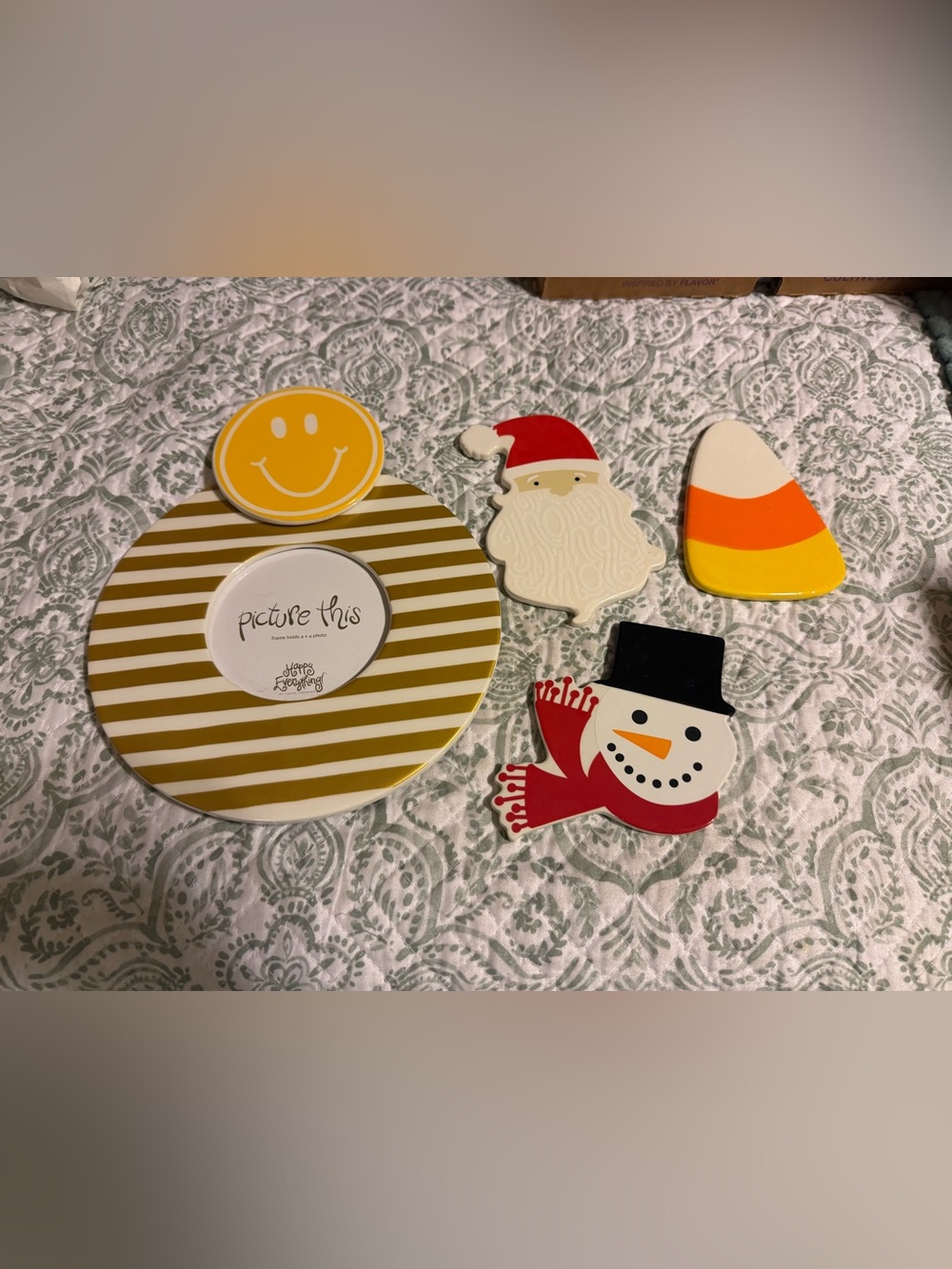 Coton colors Happy Everything  Gold striped Frame & 4 minis